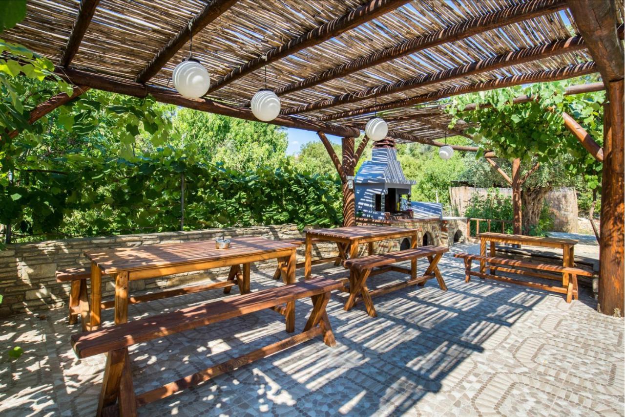 Haus Sofi Hotel Pefkári Kültér fotó